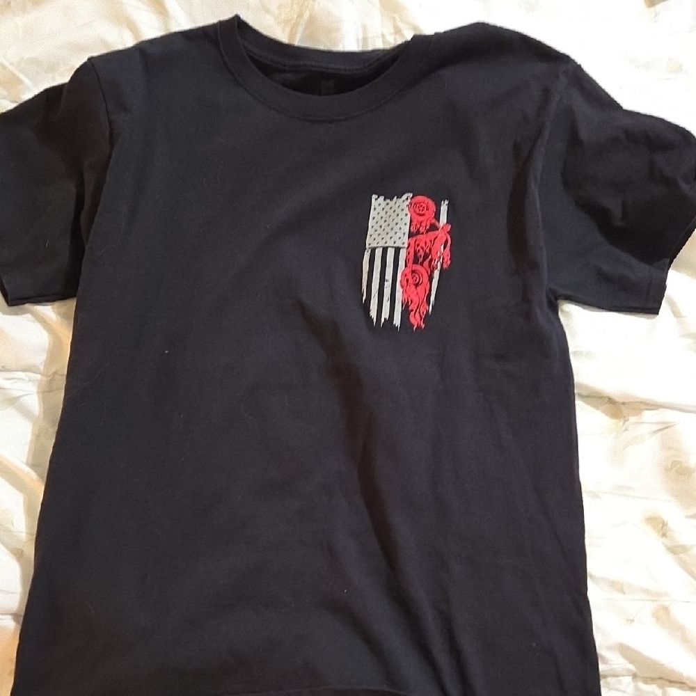 Hanes Graphic T-shirt - Unisex